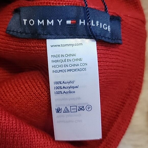 TOMMY HILFIGER RED WINTER BEANIE, NEW! - Picture 5 of 6